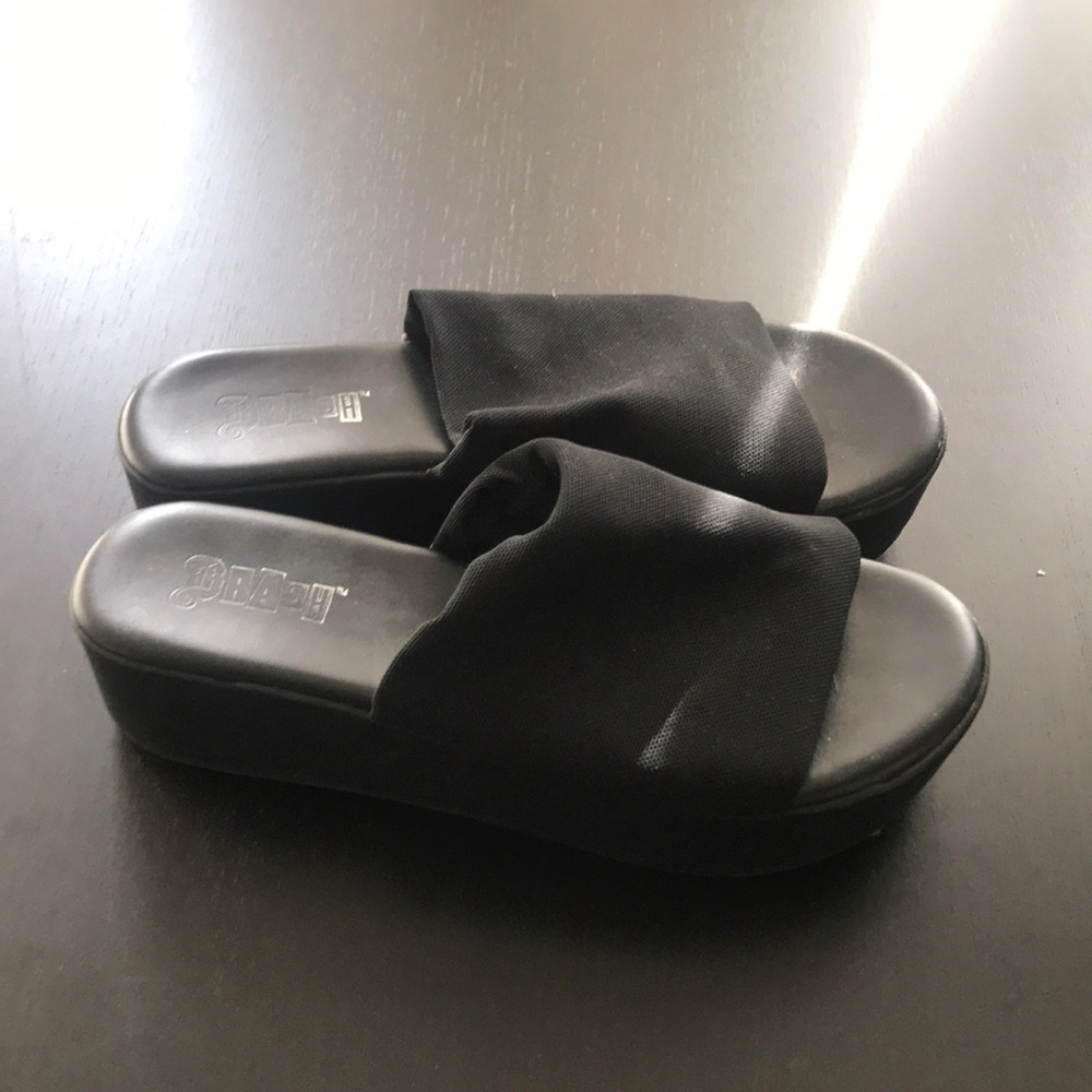 sandals brash